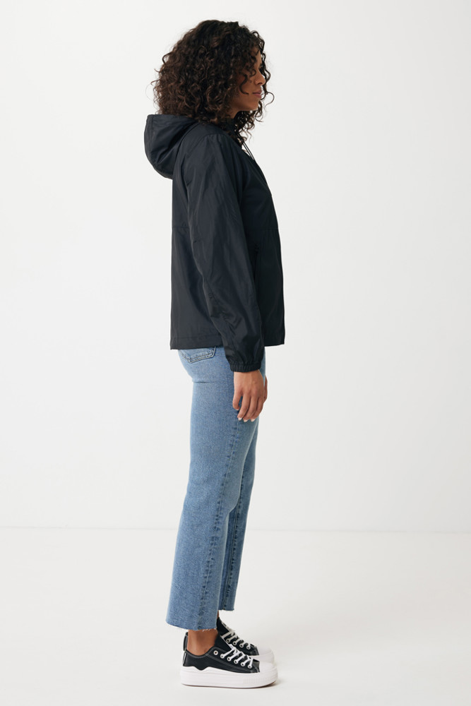 IQONIQ Logan gerecycled polyester lichtgewicht jas