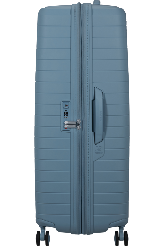 American Tourister Fastforward Spinner 83/31 TSA EXP.
