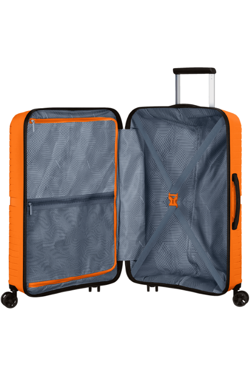 American Tourister Airconic Spinner 67