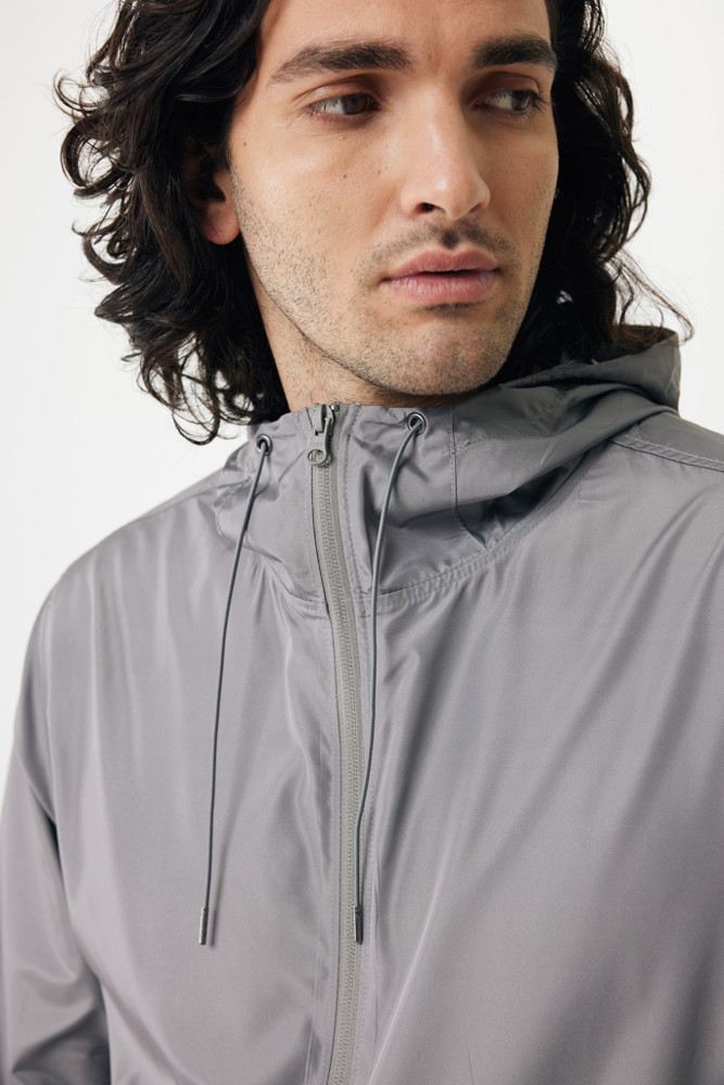 IQONIQ Logan gerecycled polyester lichtgewicht jas
