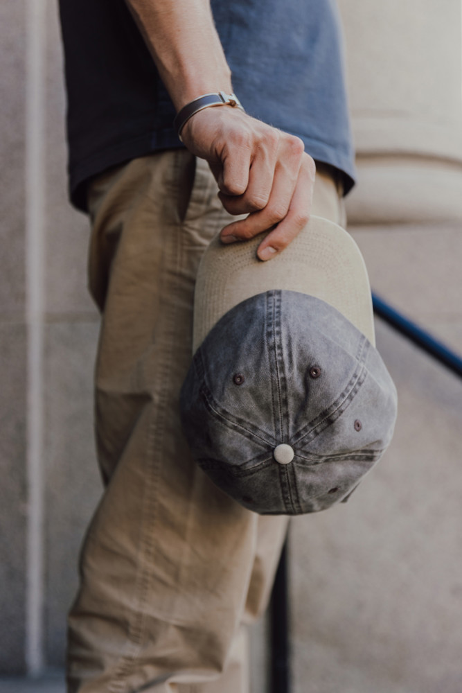 BEAU AWARE™ Washed 6 panel 270gsm cotton twill two tone cap