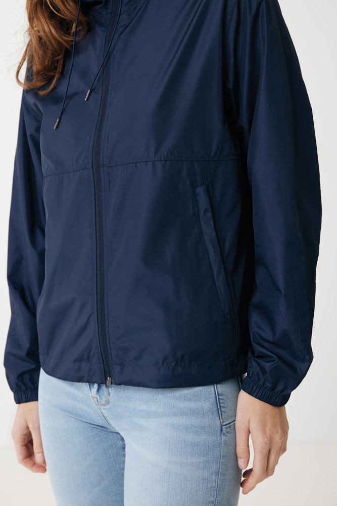 IQONIQ Logan gerecycled polyester lichtgewicht jas