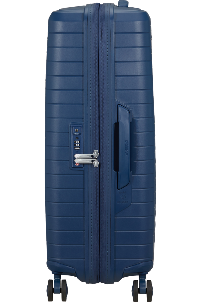American Tourister Fastforward Spinner 68 EXP.