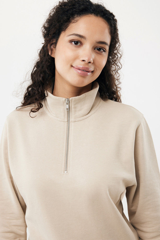 IQONIQ Elgon gerecycled katoen sweater met kwartritssluiting